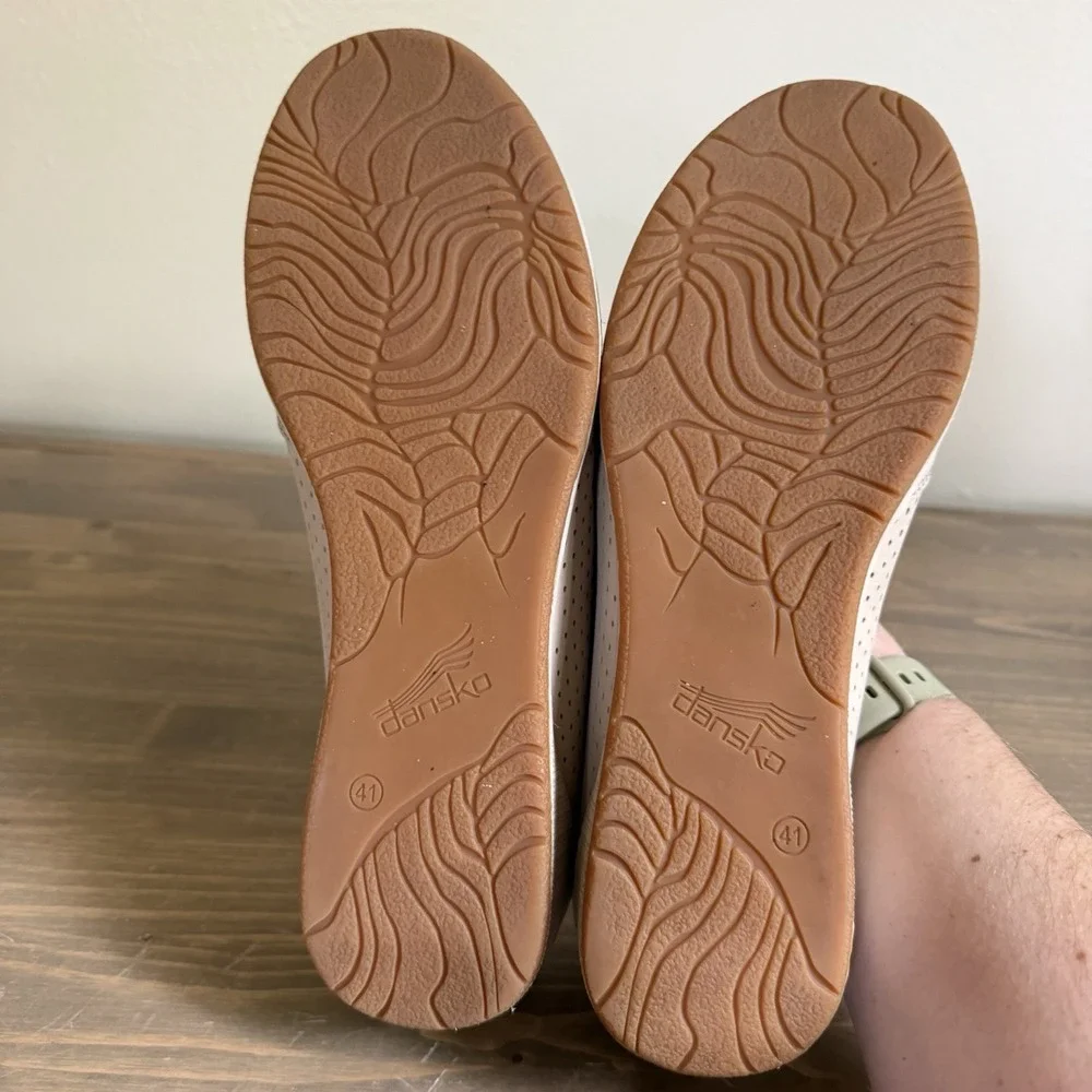 Dansko Womens 41‎ Beige Odina Perforated Leather Slip On Comfort Shoes Flats